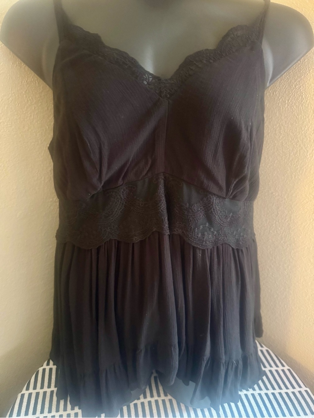 torrid Black Lace-Trim V-Neck Camisole